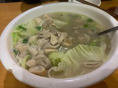 -茅屋大酒店