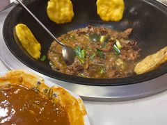 -鲁员外地锅鸡地锅鱼(古墩路店)