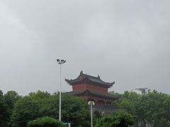 -巴陵广场