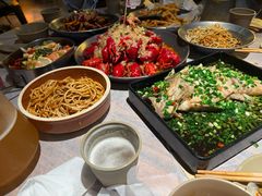 -巴厘龙虾·榜首油焖大虾(音乐学院·沿江酒馆店)