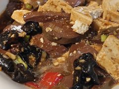 红白豆腐-华盛园卷子王农家菜水库鱼