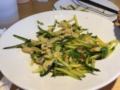 -关东小磨东北菜(上海长风大悦城店)