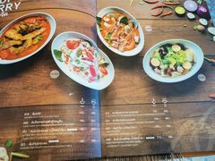 -Chom Cafe and Restaurant