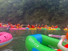 -安吉龙王山峡谷漂流