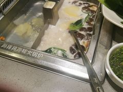 -海底捞火锅(奉化银泰店)