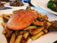 梭子蟹炒年糕-三台山庄中餐厅