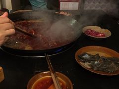 -岗上渣渣老火锅(两路口店)