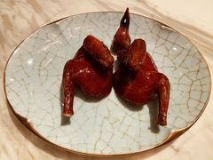 脆皮妙龄鸽-新荣记(新源南路店)