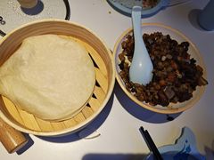 浓情薄饼卷羊肉-疆遇·新新新新的新疆菜(万达店)