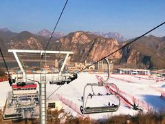 -荣盛康旅野三坡滑雪场