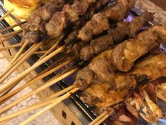 -云晓光头烧烤吧(德平路店)