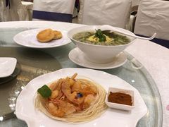 -鞍山大白鲨美食酒店