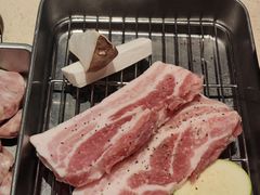 -蚂蚁洞·烤肉大营地(上海静安大悦城店)