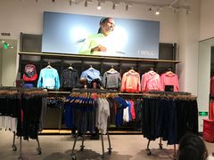 -UNDER ARMOUR(新燕莎奥莱店)