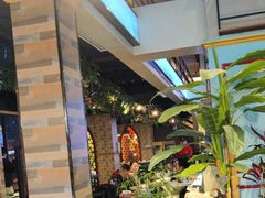 -壹号院音乐餐厅•烤全羊•新疆菜(浐灞店)