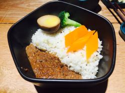 -王姑娘的店