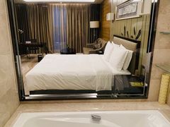 -无锡新湖铂尔曼大酒店