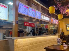 -阿依娘镇店豌杂面(三峡广场店)