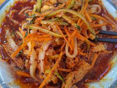 -不起眼麻辣烫凉皮店