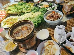 -慢丽江·云南野生菌土鸡锅(西山店)