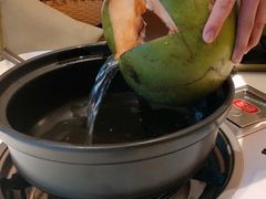 -东椰·海南椰子鸡火锅(朝阳门店)