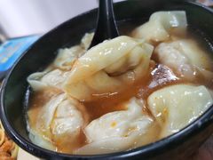 三鲜大馄饨-万寿斋(山阴路店)