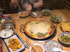 -洱火云南酸菜牛肉火锅(石景山当代商城店)