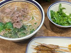 -云阿蛮云南生烫牛肉米线(奉贤路店)