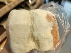 奶酪面包-宏发红西饼屋(天津路店)