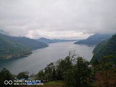 -雷波马湖风景区