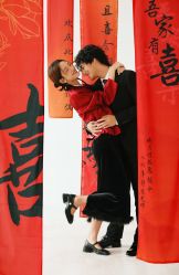-喜爱高定婚纱摄影