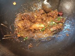 -锅老头海鲜铁锅炖