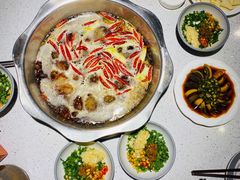 -融泽漁悦三只耳鱼火锅(南郑大道店)