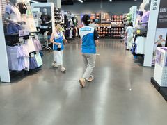 -迪卡侬(越秀公园店)