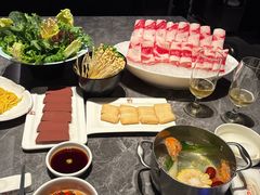 -德天肥牛海鲜火锅(城西银泰店)