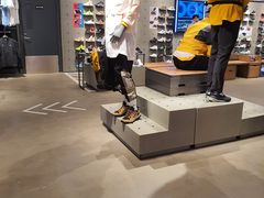 -adidas(正佳广场店)