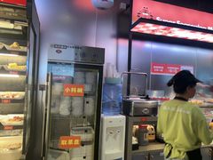 -佰人王串串香火锅(洋珠巷店)