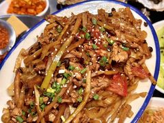 -威记烧嘢·南宁烧烤·超级生牛(绿地店)