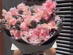 -梨媛花艺设计