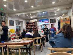 -泉哥小平房串店