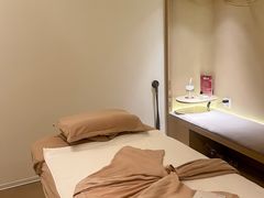 -左右Massage/Spa(长寿路店)
