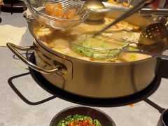 -罗勒家·养生火锅· Bistro(大望路店)