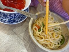-桂在香知桂林米粉(红博中央公园店)