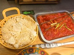 -洱火云南酸菜牛肉火锅(石景山当代商城店)