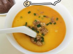 -爱的果实月嫂育婴师(世纪东方店)