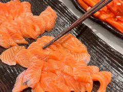 -钱小奴海鲜自助黑金店(杭州滨江龙湖店)