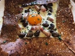 鸡蛋蘑菇熏肉荞麦可丽饼-RAC BAR(安福路店)