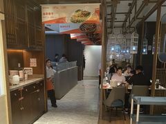 -阿瓦山寨·湘菜现炒·剁椒鱼头王(咸阳总店)