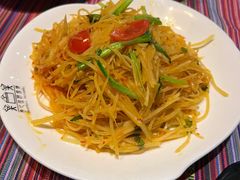 -香巴拉云南餐厅(华莱坞店)