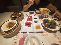 -隆隆金大茶楼(地王广场店)